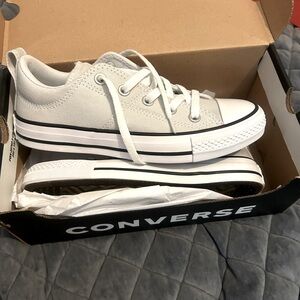 Brand new women’s 6